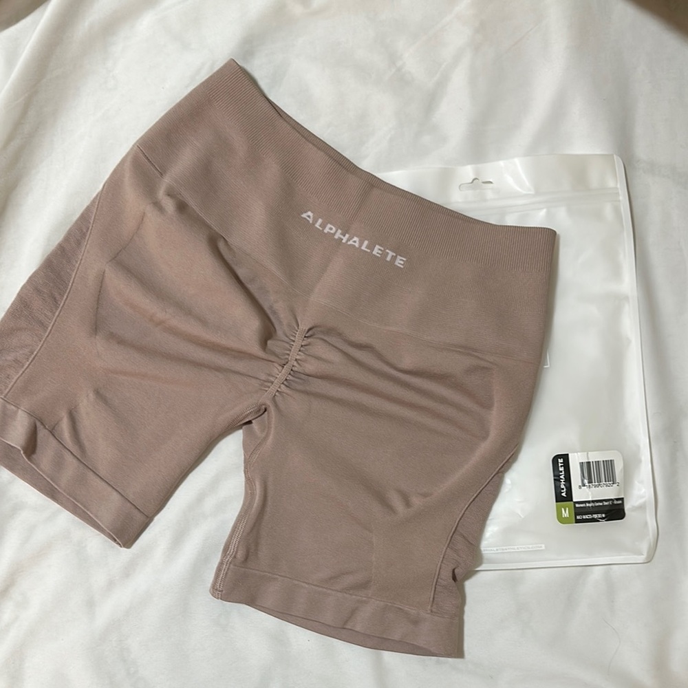 Alphalete Amplify Shorts